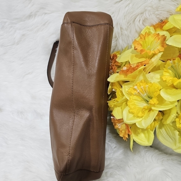 Coach F29881 Charlie Leather Hobo Shoulder Bag – Brown